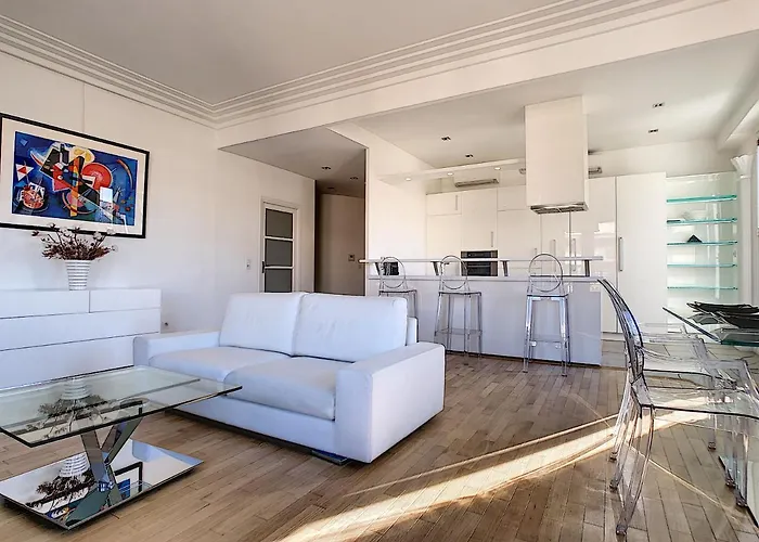 Nestor&jeeves - Les Aigles - Very Close Sea - Floor - Luxurious Nizza