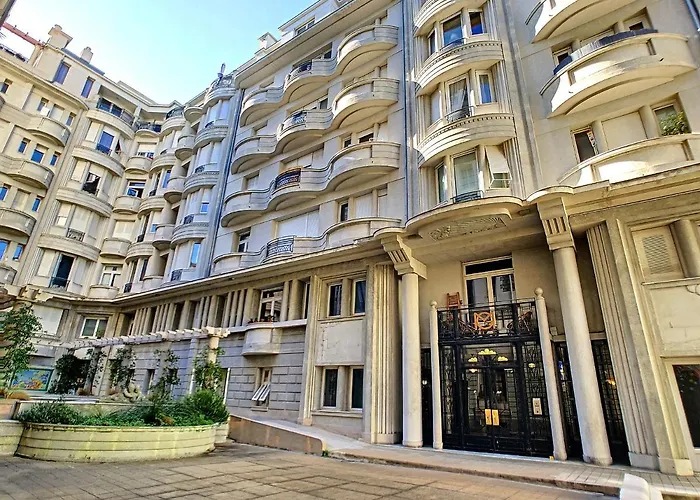 Nestor&jeeves - Les Aigles - Very Close Sea - Floor - Luxurious Lejlighed